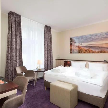 Western Ostseehotel Waldschloesschen Hotel 4*