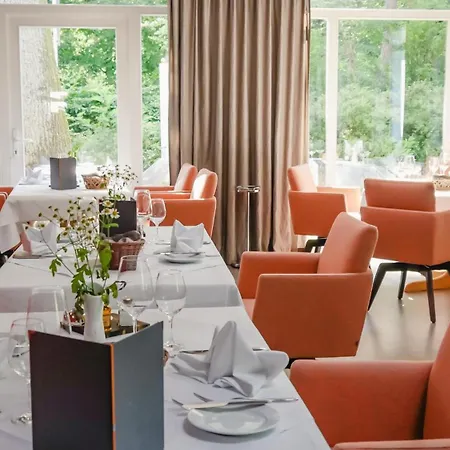 Western Ostseehotel Waldschloesschen Отель 4*