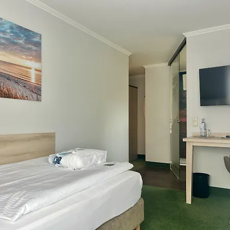 فندق Western Ostseehotel Waldschloesschen 4*